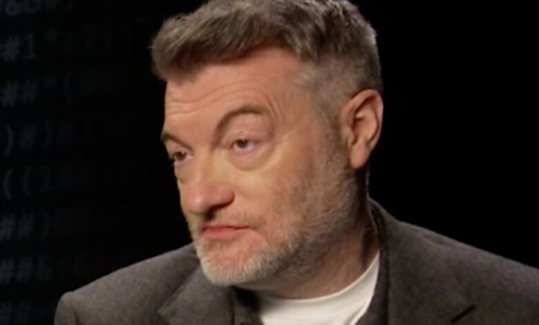 Black Mirror creator Charlie Brooker reveals how long he wants Netflix show to last Black Mirror creator Charlie Brooker reveals how long he wants Netflix show to last