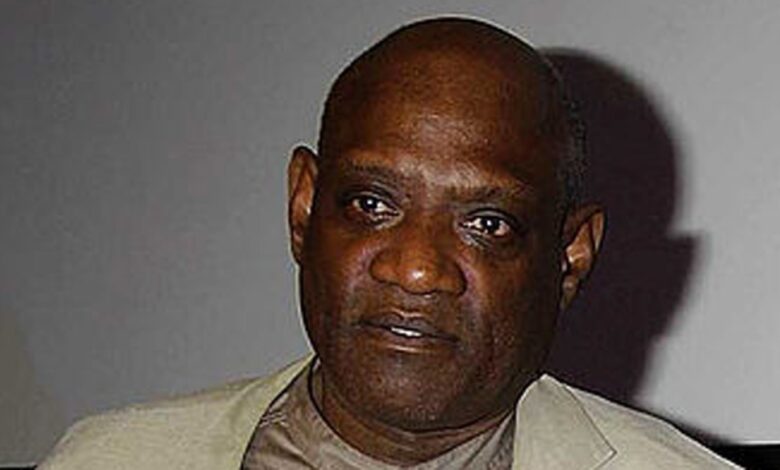 Anti-racism campaigner Darcus Howe dies aged 74 | Racism News Anti-racism campaigner Darcus Howe dies aged 74 | Racism News