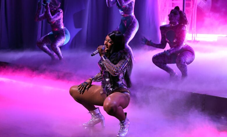 Black TikTok creators go on indefinite ‘strike’ to protest dance appropriation Black TikTok creators go on indefinite ‘strike’ to protest dance appropriation