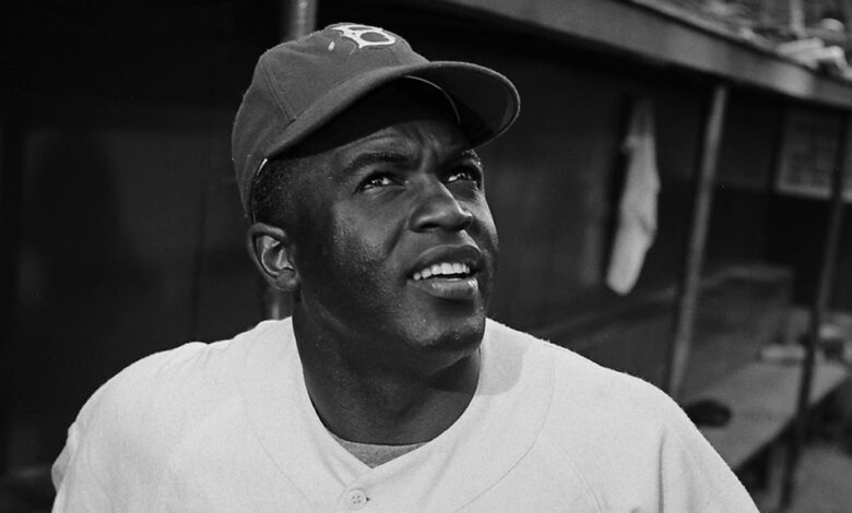 10 African American Athletes Who Broke Barriers 10 African American Athletes Who Broke Barriers