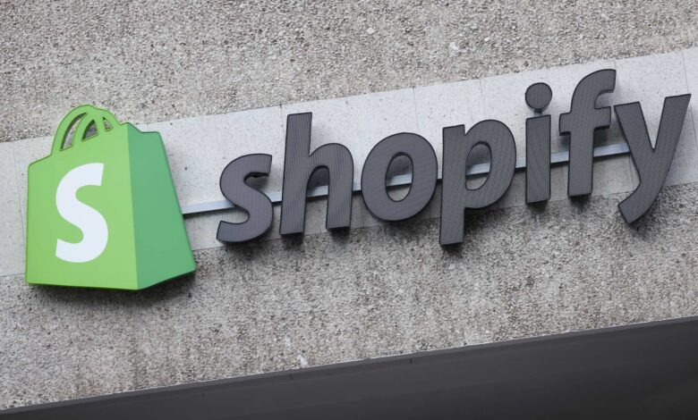 Shopify lays off team supporting Black, Indigenous and women entrepreneurs Shopify lays off team supporting Black, Indigenous and women entrepreneurs